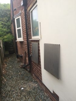 Outside bin holes with flaps closed