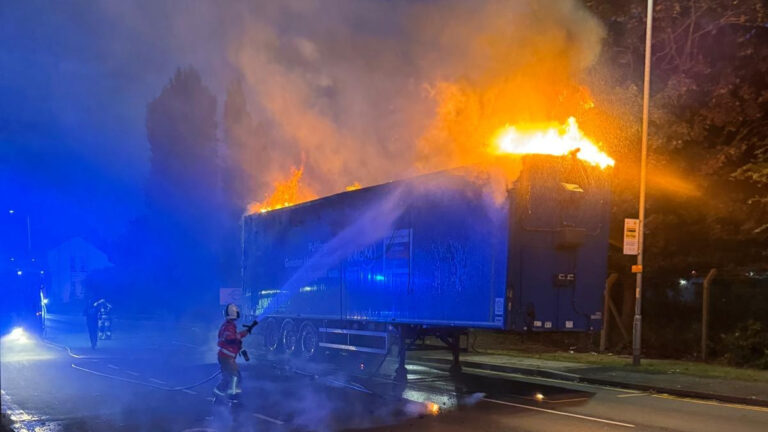 SUEZ lorry fire 3 cropped